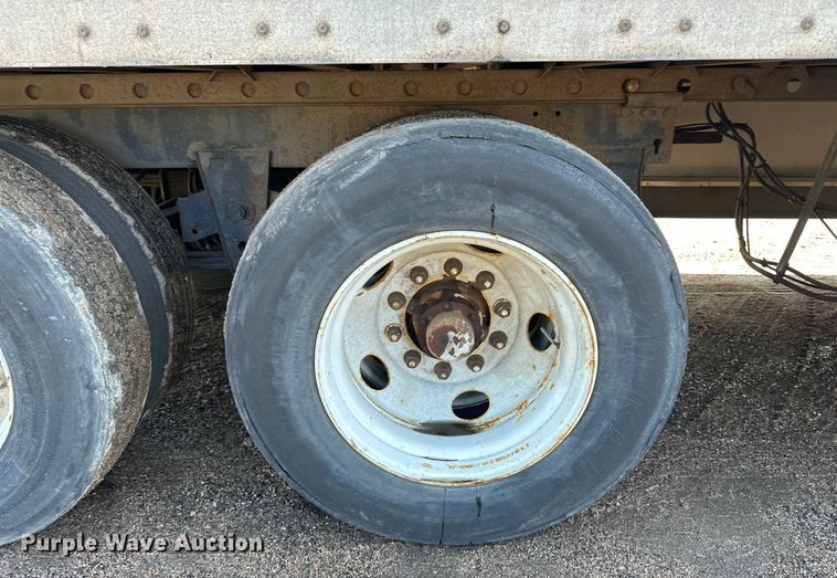 image for item DP8869 2013 Wabash DVLSHPC  dry van trailer