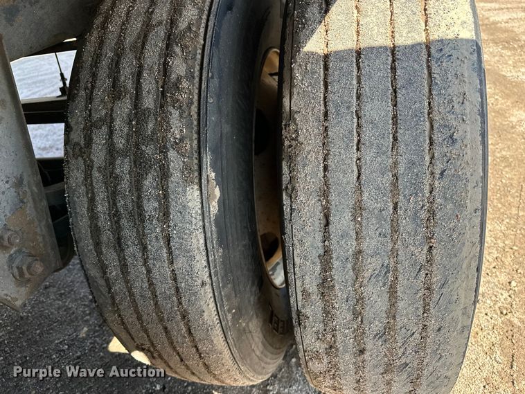 image for item DP8870 2005 Wabash DVCVHPC  dry van trailer