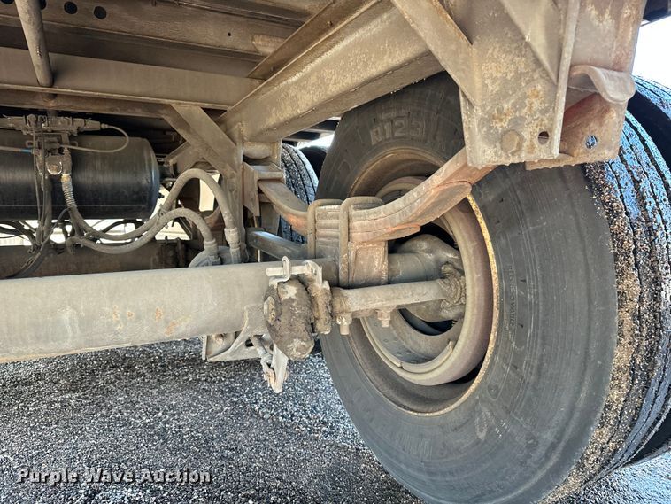 image for item DP8871 2013 Wabash DVLSHPC dry van trailer