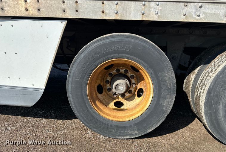 image for item DP8871 2013 Wabash DVLSHPC dry van trailer