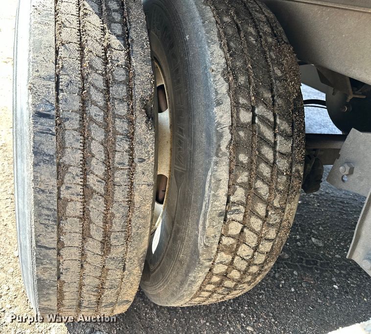 image for item DP8872 2013 Wabash DVLHPC dry van trailer