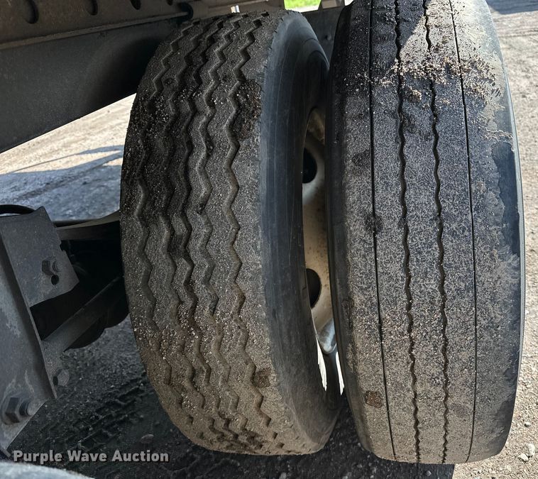 image for item DP8873 2013 Wabash DVLSHPC dry van trailer