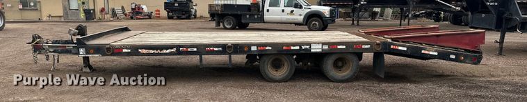 image for item DP8895 2001 Towmaster equipment trailer