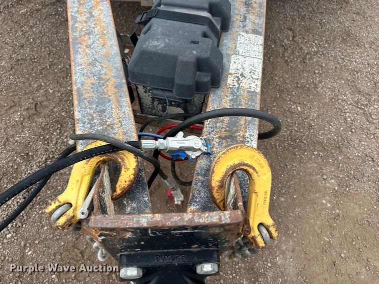 image for item DP8895 2001 Towmaster equipment trailer