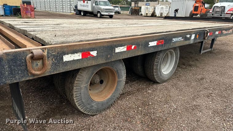 image for item DP8895 2001 Towmaster equipment trailer