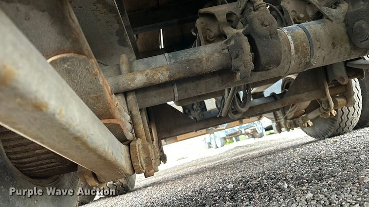 image for item DP8895 2001 Towmaster equipment trailer