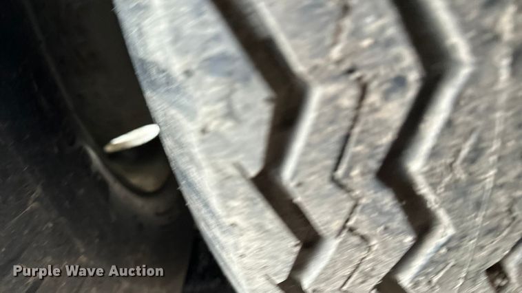 image for item DP8895 2001 Towmaster equipment trailer