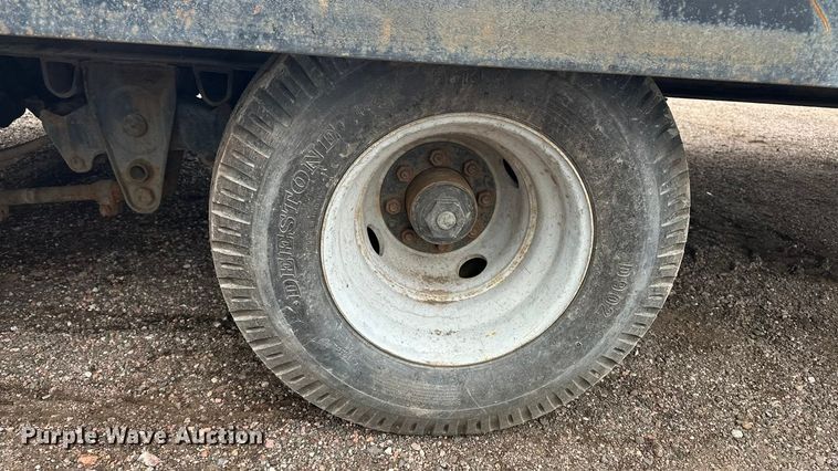 image for item DP8895 2001 Towmaster equipment trailer