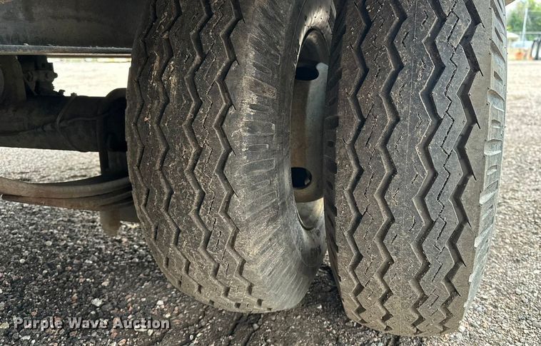 image for item DP8895 2001 Towmaster equipment trailer