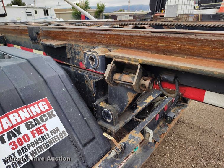 image for item DP8896 1995 Ford LT9000 roll-off container truck