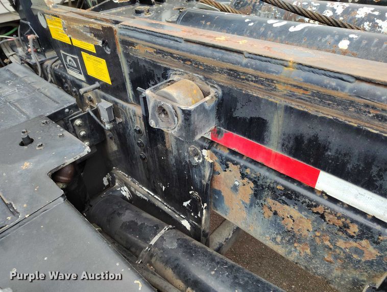 image for item DP8896 1995 Ford LT9000 roll-off container truck