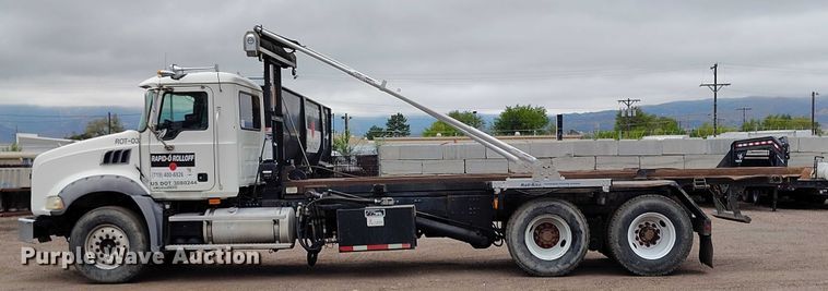 image for item DP8897 2008 Mack 813 Granite roll-off container truck