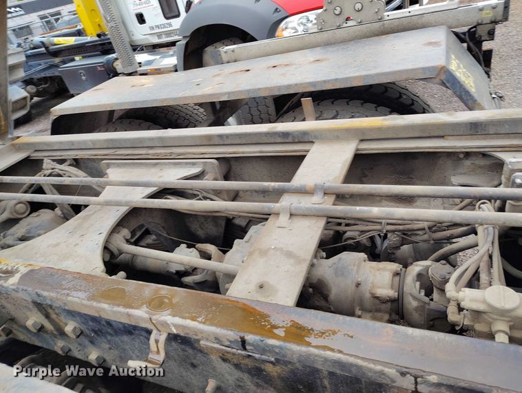 image for item DP8897 2008 Mack 813 Granite roll-off container truck