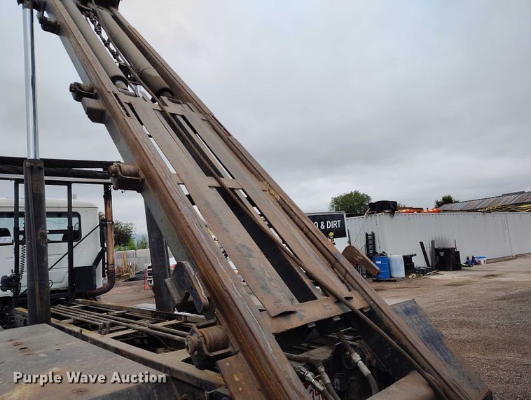 image for item DP8897 2008 Mack 813 Granite roll-off container truck