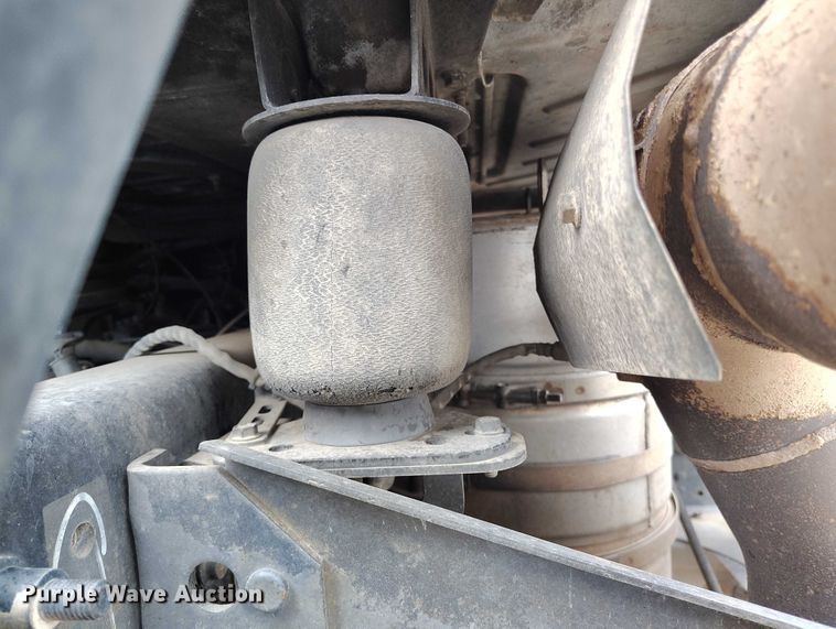 image for item DP8897 2008 Mack 813 Granite roll-off container truck