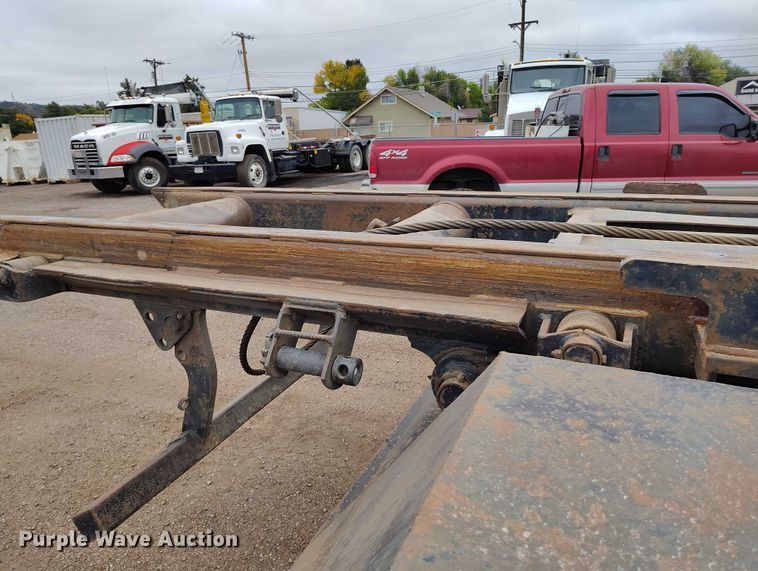 image for item DP8897 2008 Mack 813 Granite roll-off container truck