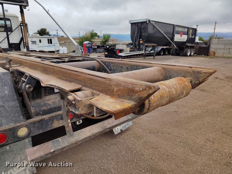 image for item DP8897 2008 Mack 813 Granite roll-off container truck