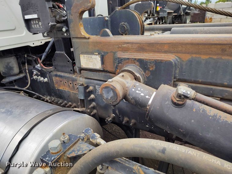 image for item DP8897 2008 Mack 813 Granite roll-off container truck