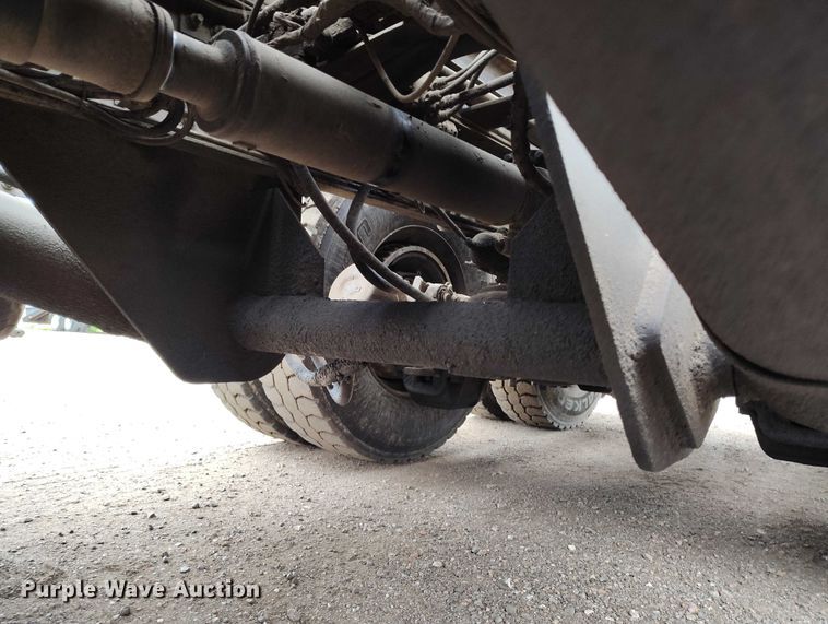 image for item DP8897 2008 Mack 813 Granite roll-off container truck