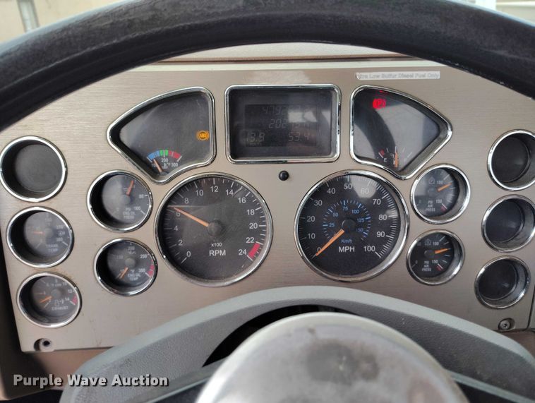 image for item DP8897 2008 Mack 813 Granite roll-off container truck