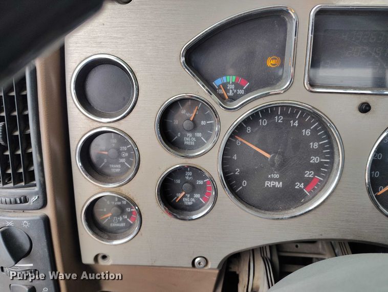 image for item DP8897 2008 Mack 813 Granite roll-off container truck