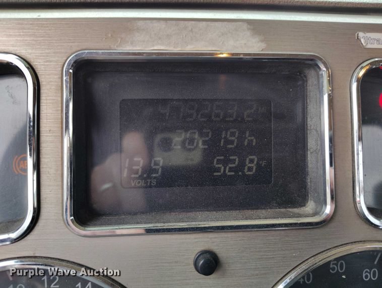 image for item DP8897 2008 Mack 813 Granite roll-off container truck