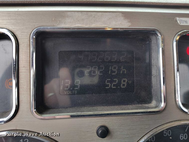 image for item DP8897 2008 Mack 813 Granite roll-off container truck