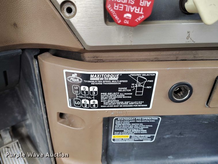 image for item DP8897 2008 Mack 813 Granite roll-off container truck