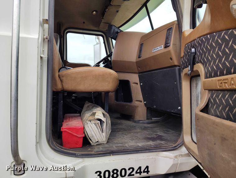 image for item DP8897 2008 Mack 813 Granite roll-off container truck