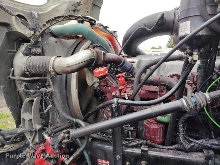 image for item DP8897 2008 Mack 813 Granite roll-off container truck