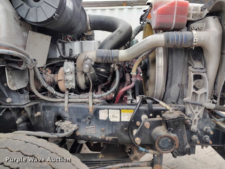 image for item DP8897 2008 Mack 813 Granite roll-off container truck