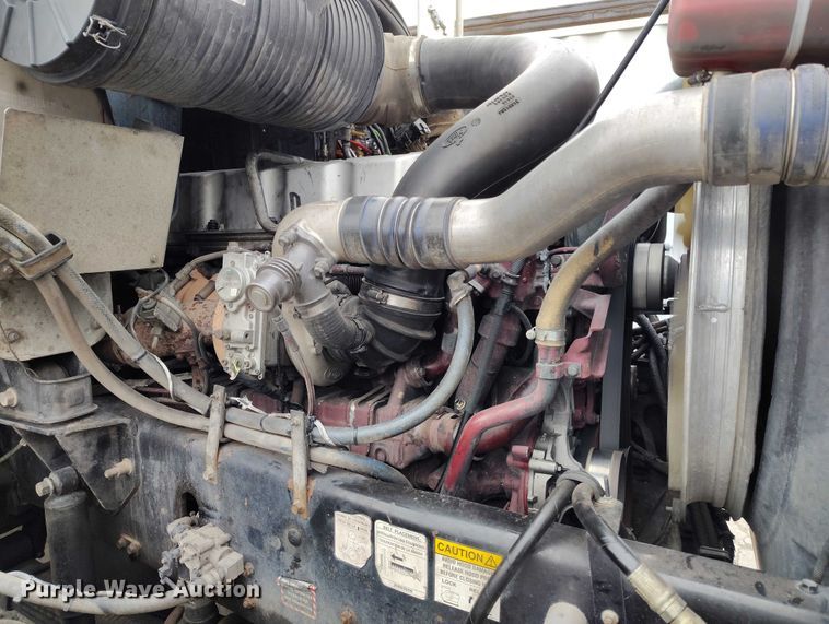 image for item DP8897 2008 Mack 813 Granite roll-off container truck