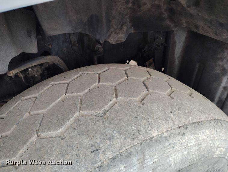 image for item DP8897 2008 Mack 813 Granite roll-off container truck