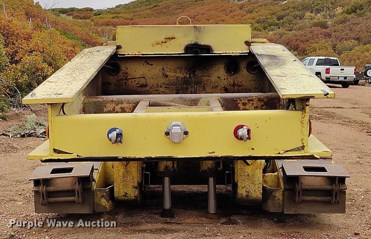 image for item DP8898 1988 Eager Beaver 50GHG/GS lowboy equipment trailer