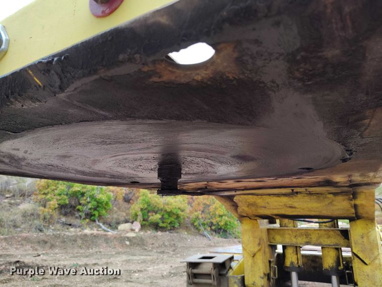 image for item DP8898 1988 Eager Beaver 50GHG/GS lowboy equipment trailer