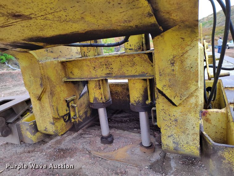 image for item DP8898 1988 Eager Beaver 50GHG/GS lowboy equipment trailer