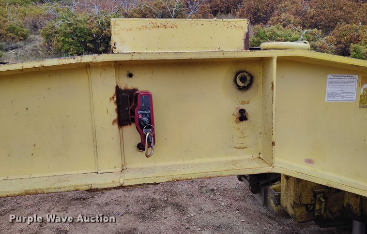 image for item DP8898 1988 Eager Beaver 50GHG/GS lowboy equipment trailer