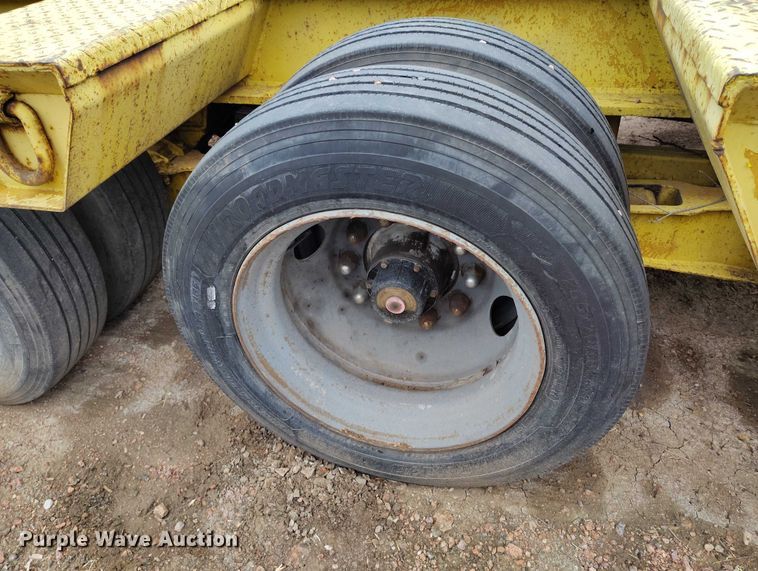 image for item DP8898 1988 Eager Beaver 50GHG/GS lowboy equipment trailer