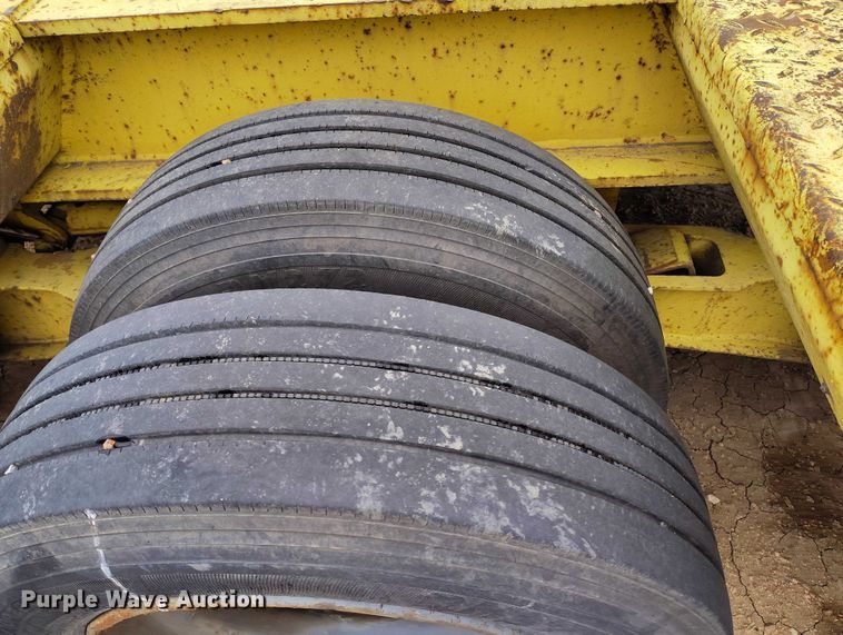 image for item DP8898 1988 Eager Beaver 50GHG/GS lowboy equipment trailer