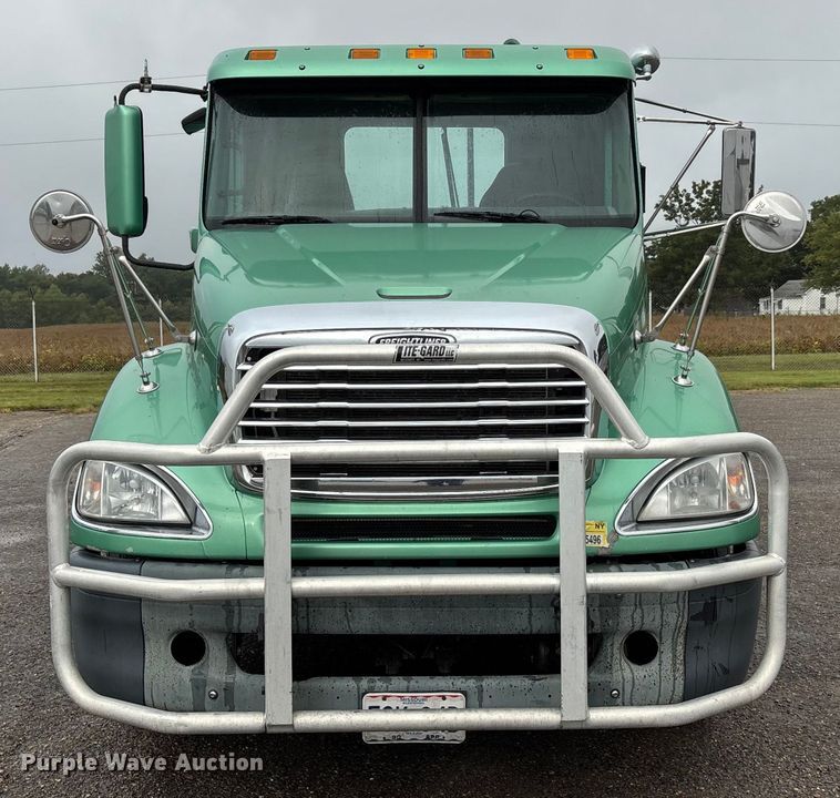 CAMIóN 2016 FREIGHTLINER