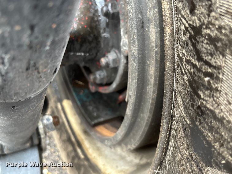 image for item DU1338 2016 Freightliner Columbia semi truck