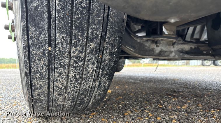 image for item DU1338 2016 Freightliner Columbia semi truck