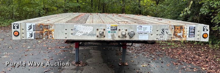 image for item DU1341 2008 Wilson flatbed trailer