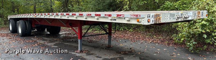 image for item DU1341 2008 Wilson flatbed trailer