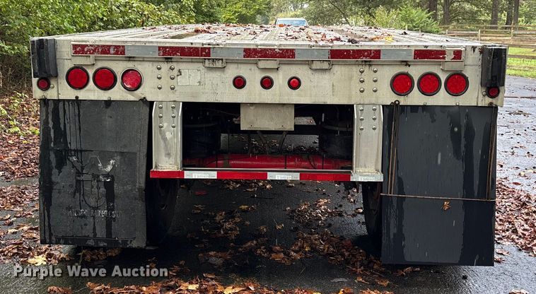 image for item DU1341 2008 Wilson flatbed trailer