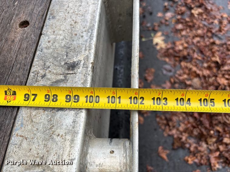 image for item DU1341 2008 Wilson flatbed trailer