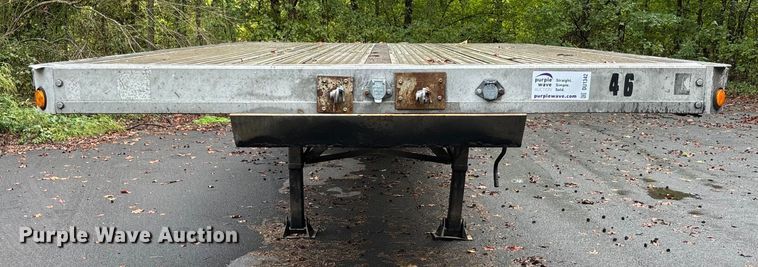image for item DU1342 2005 Reitnouer flatbed trailer