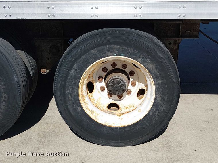 image for item DU3655 1996 Fruehauf dry van trailer