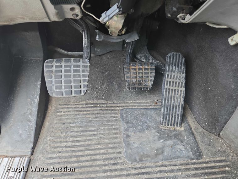 image for item DU7949 2007 Freightliner Columbia semi truck