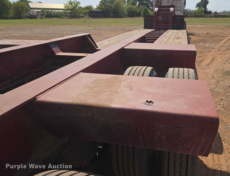 image for item DW5122 1997 Trail King TK80MDG-483 lowboy equipment trailer